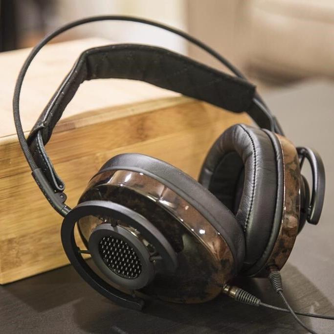 Quebecers are listening to less local music; artists hope Bill C-11 will change that